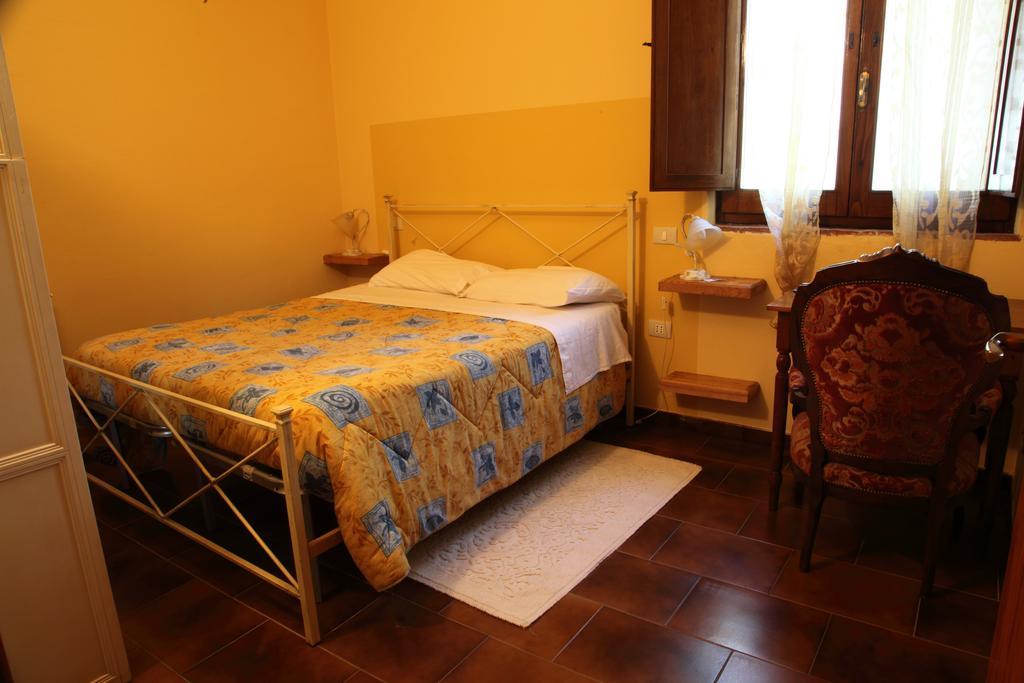 Il Vecchio Mulino Villa Маса Мартана Стая снимка